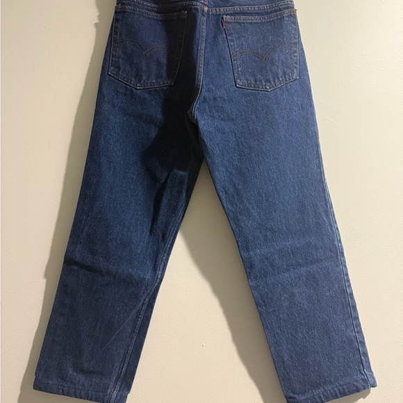 Vintage Bootleg Levi's Men's Dark Blue Straight-Leg Denim Jeans - Picture 3 of 7